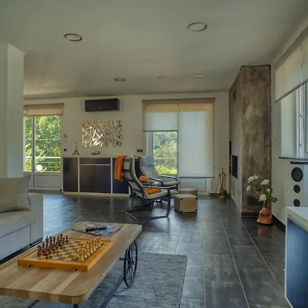Villa House *